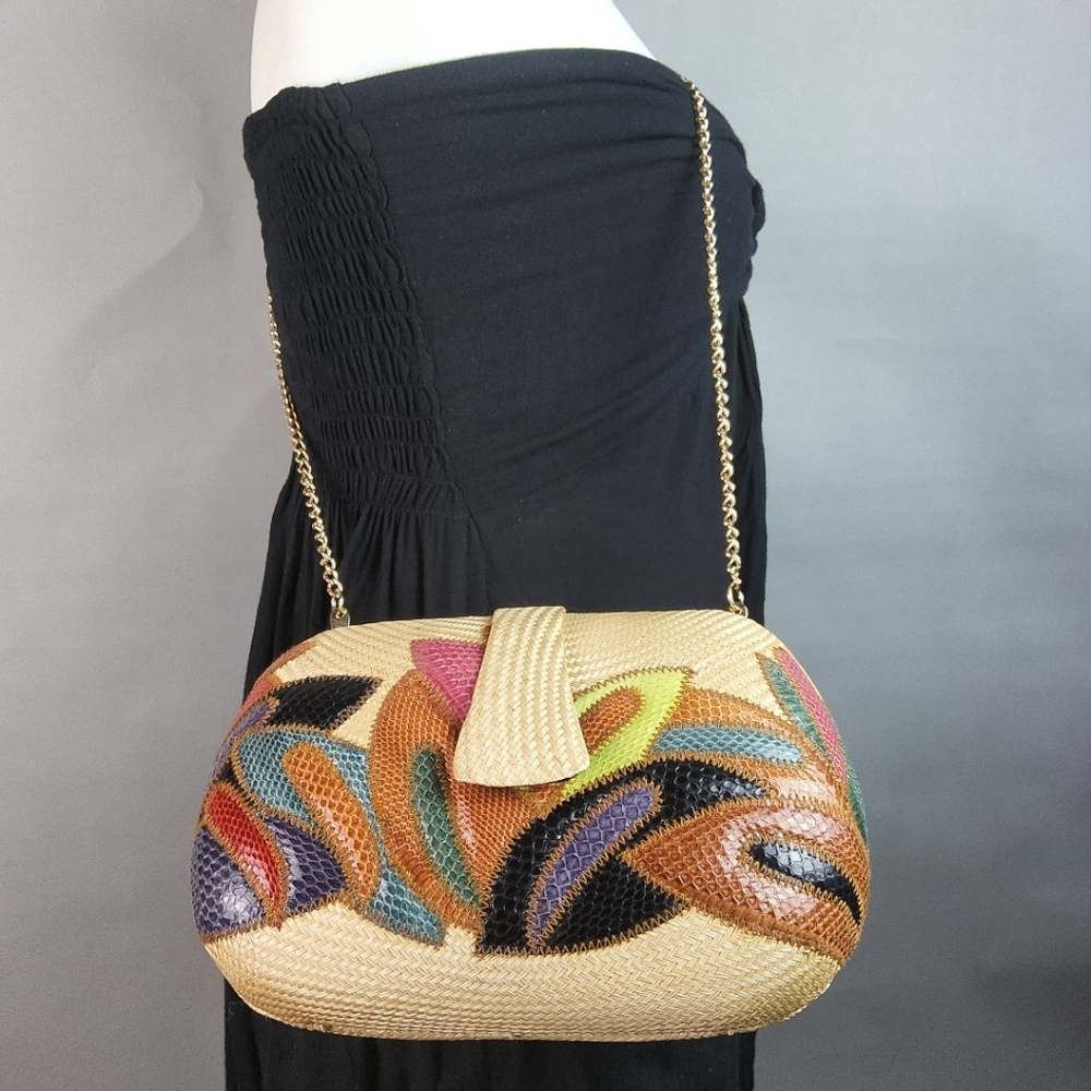 Vintage BEQUIZO Woven Straw Snake Chain Small Purse Handbag Evening Bag Classy